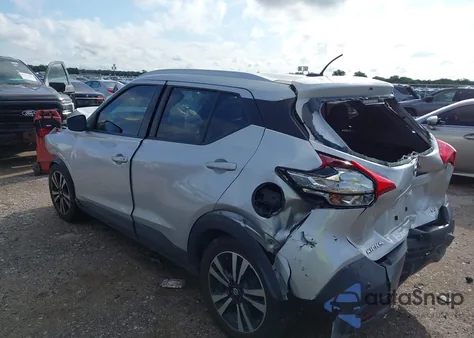2020 Nissan Kicks Sv z USA, uszkodzony, nr VIN 3N1CP5CV7LL509798